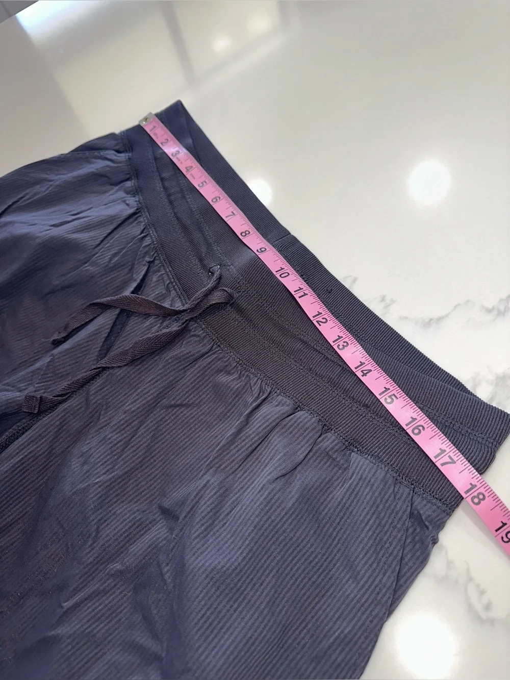 CHAMPION XL~CHARCOAL BLACK PINSTRIPED DANCE STUDIO SIDE POCKETS PANTS TIE WAIST